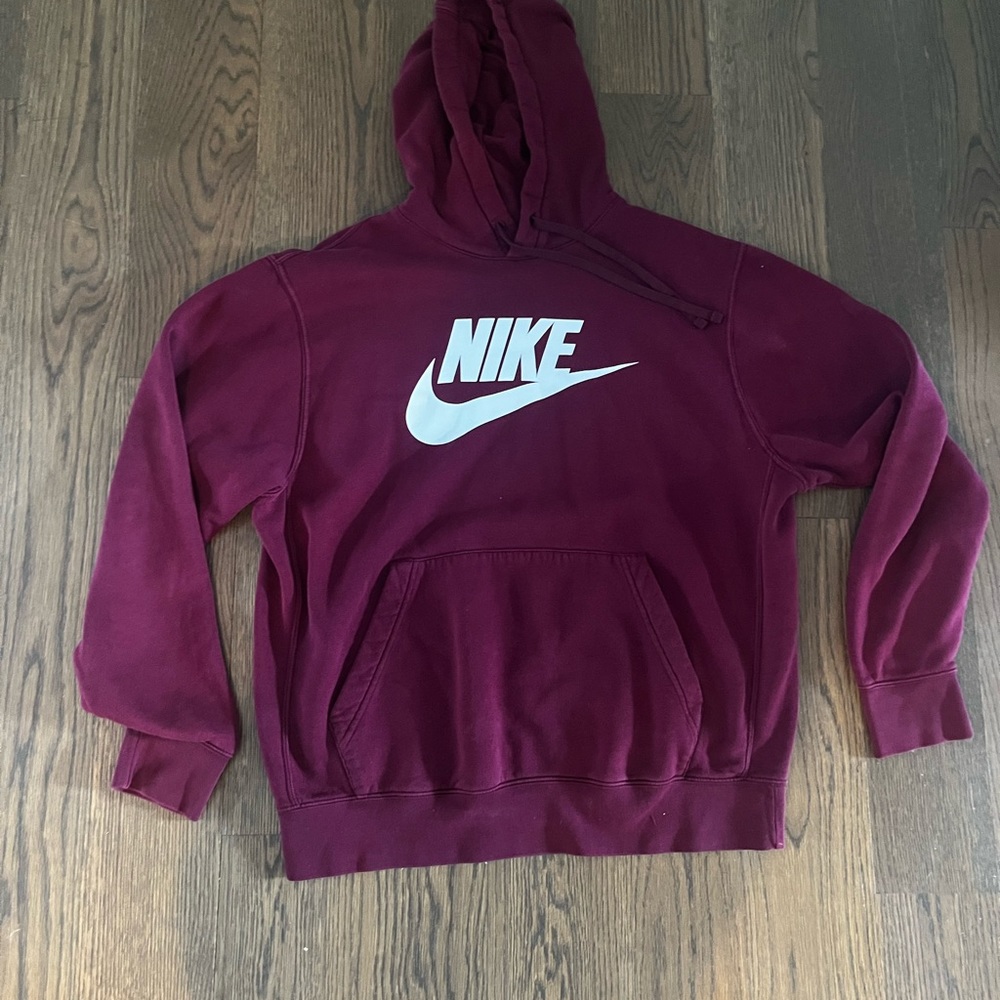 maroon nike hoodie